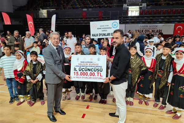 Şanlıurfa’da Valilik Kupası Okullar Arası Halk Oyunları Yarışması tamamlandı