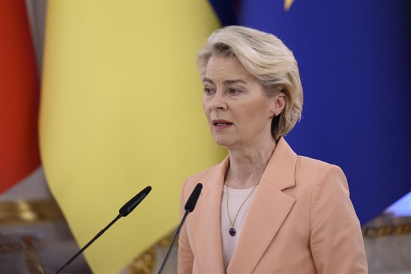 AB Komisyon Başkanı Leyen’den Avustralya Başbakanı Albanese’e tebrik