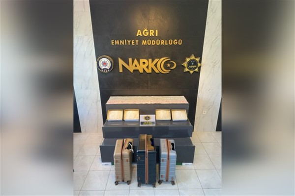 Ağrı'da 8 kilo 150 gram metamfetamin ele geçirildi