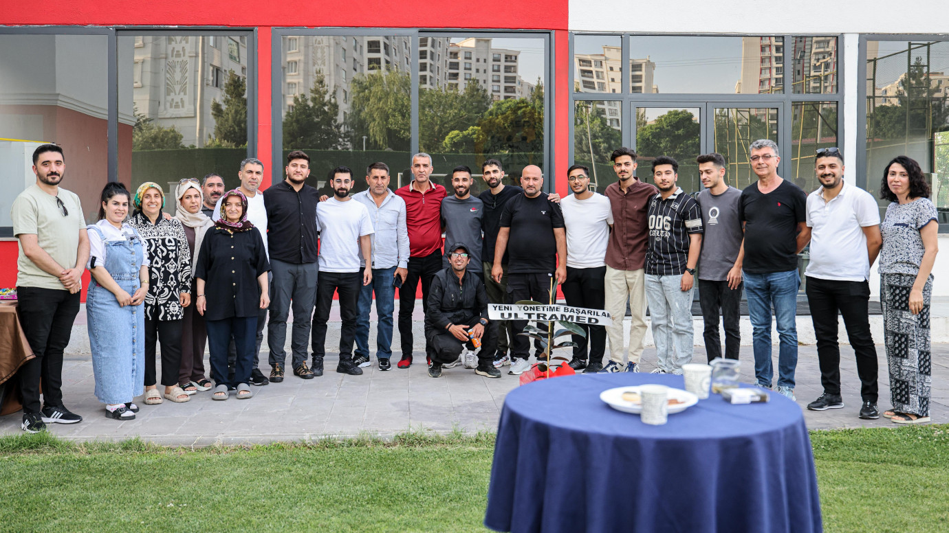 Amedspor’da Bayramlaşma Töreni Yoğun Katılımla Gerçekleşti