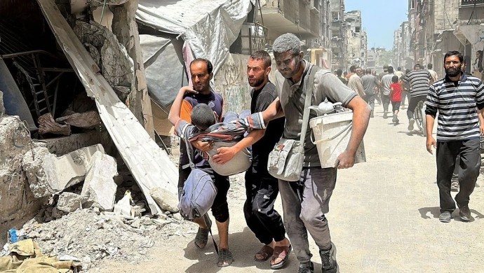 İsrail, Gazze'ye saldırdı: 62 Filistinli hayatını kaybetti