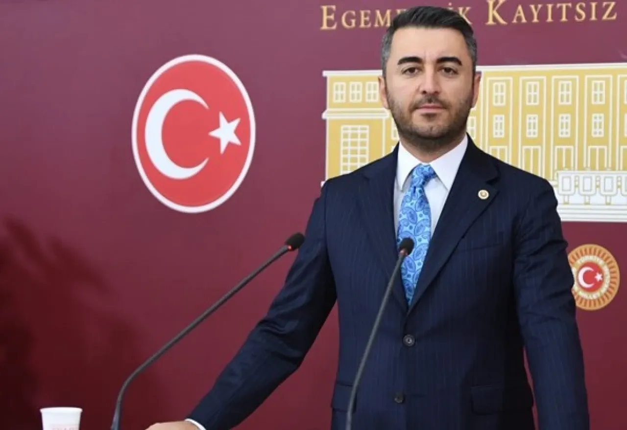 Avşar: Ücretlerin asgari sınırlarının en geç altı ayda bir belirlenmesi gerekir
