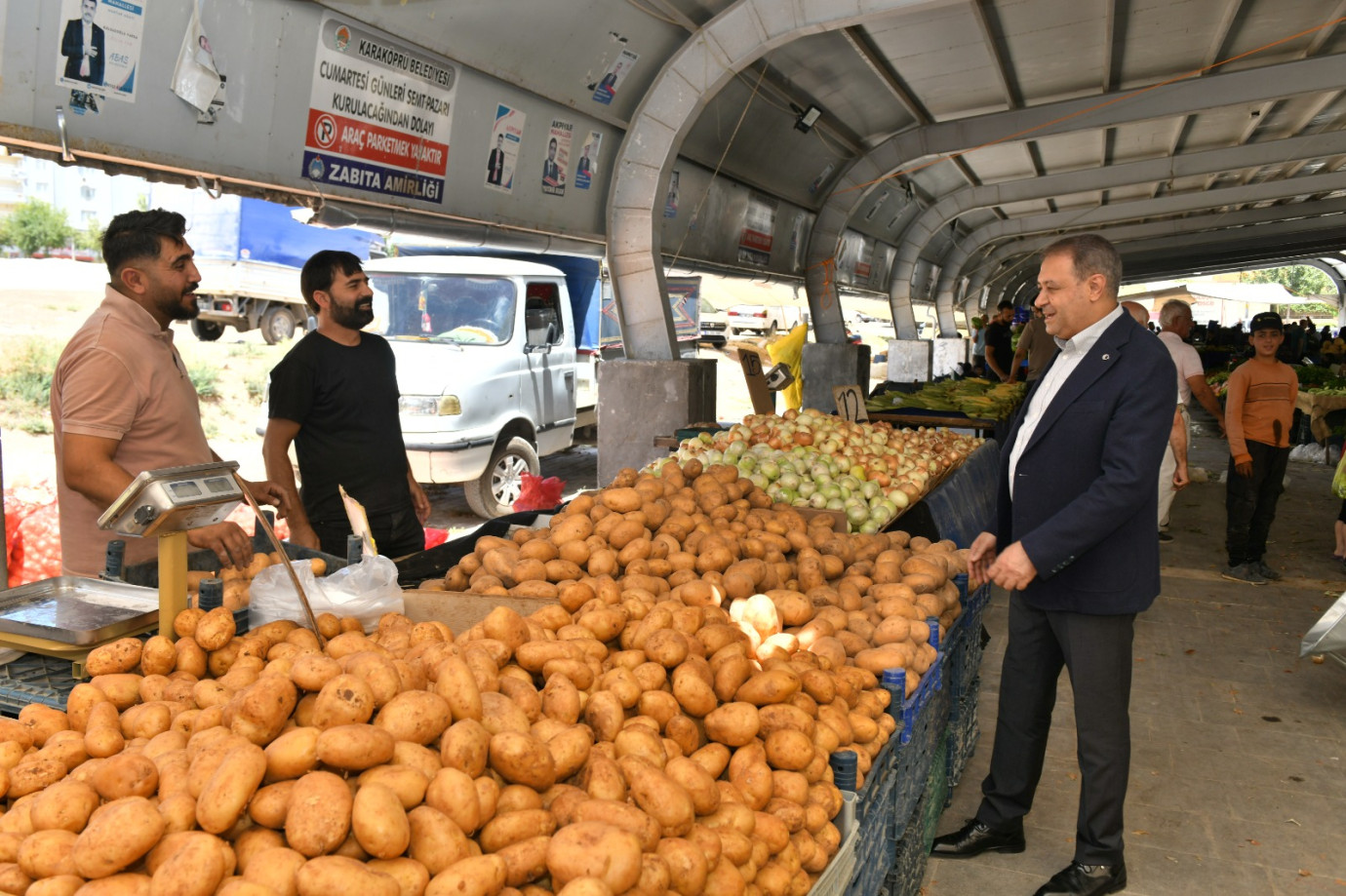 Sıcak Havalara Rağmen Pazarda Vatandaşla Buluştu!