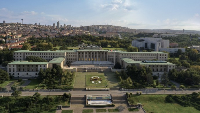 Meclis’te yemekten zehirlenme iddiası