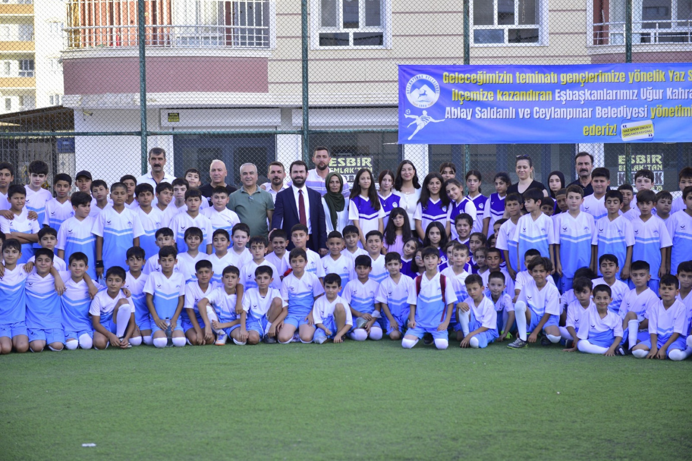 Ceylanpınar Yaz Spor Okulu Görkemli Açılışla Başladı