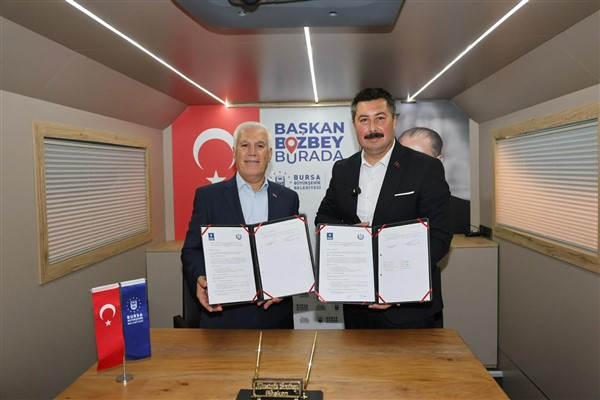Bursa Büyükşehir Belediyesi, Yenişehir'e sebze meyve hali kazandırıyor