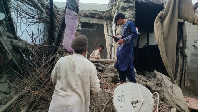 Afganistan'da depremin bilançosu ağırlaşıyor