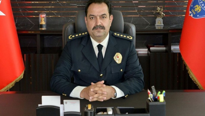 Görevden uzaklaştırılan emniyet müdürü teslim oldu