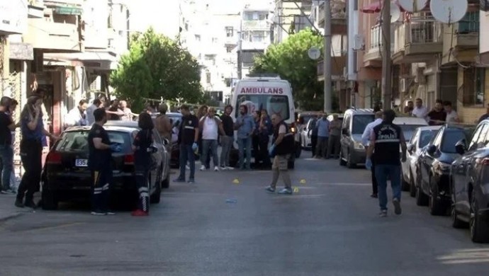 İzmir'de karakola saldırı
