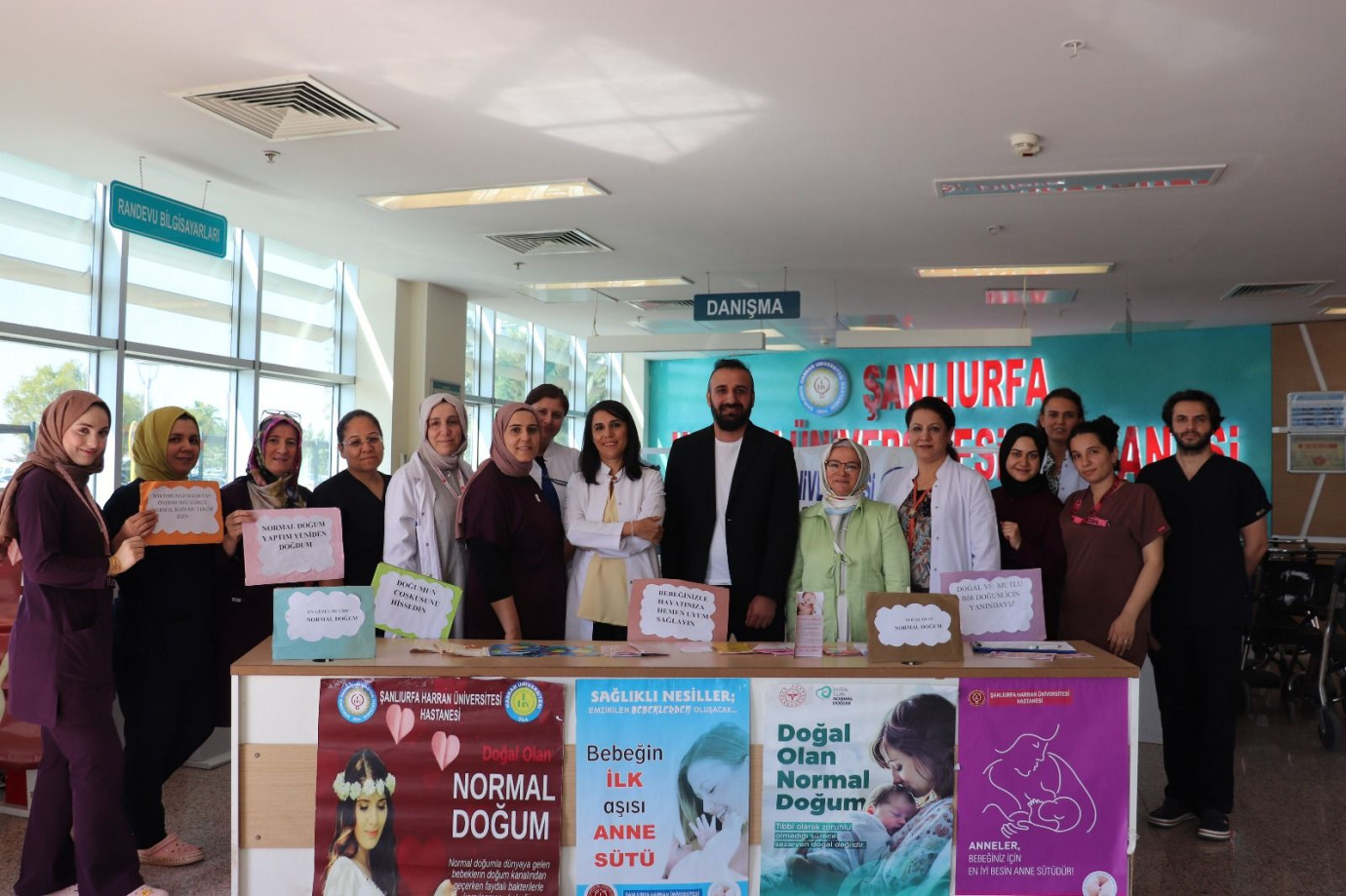 Harran Üniversitesi Hastanesi’nde Emzirme Haftası Etkinliği: “Bebeğin İlk Aşısı Anne Sütü”