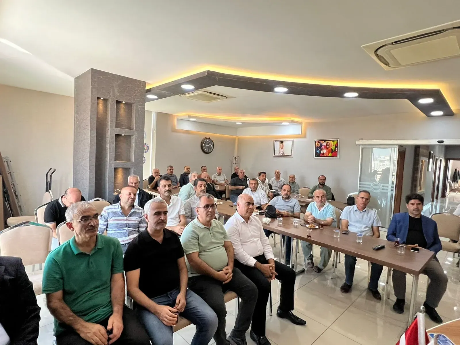 İrfan Sohbetlerinde Bu Hafta Küresel Sumud Aktivistleri Konuk Oldu