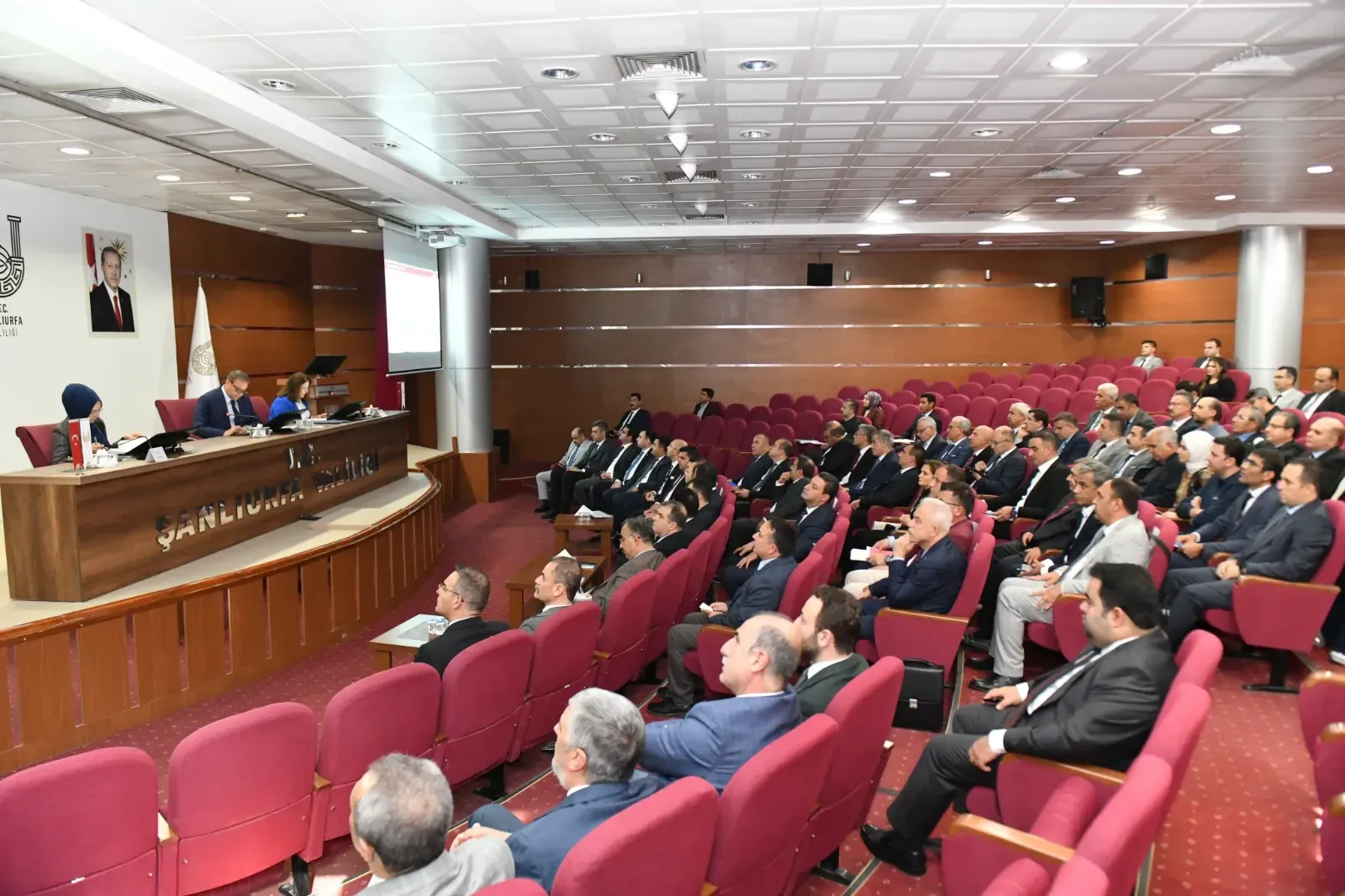 Şanlıurfa’da İl Koordinasyon Kurulu Toplantısı Vali Hasan Şıldak Başkanlığında Gerçekleştirildi