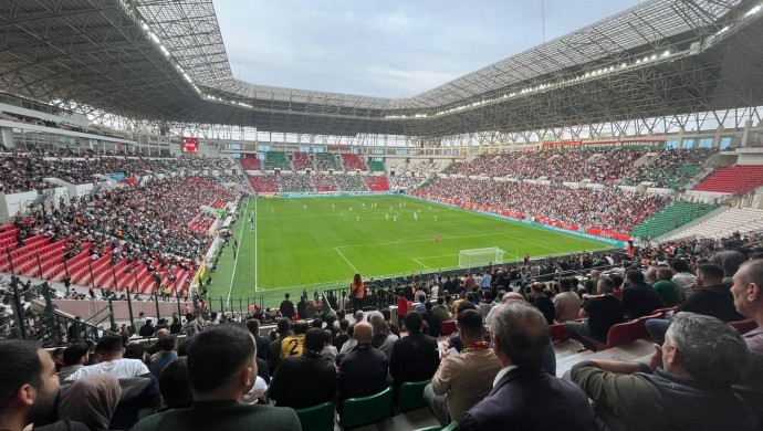 Amedspor-İstanbulspor maçı berabere bitti