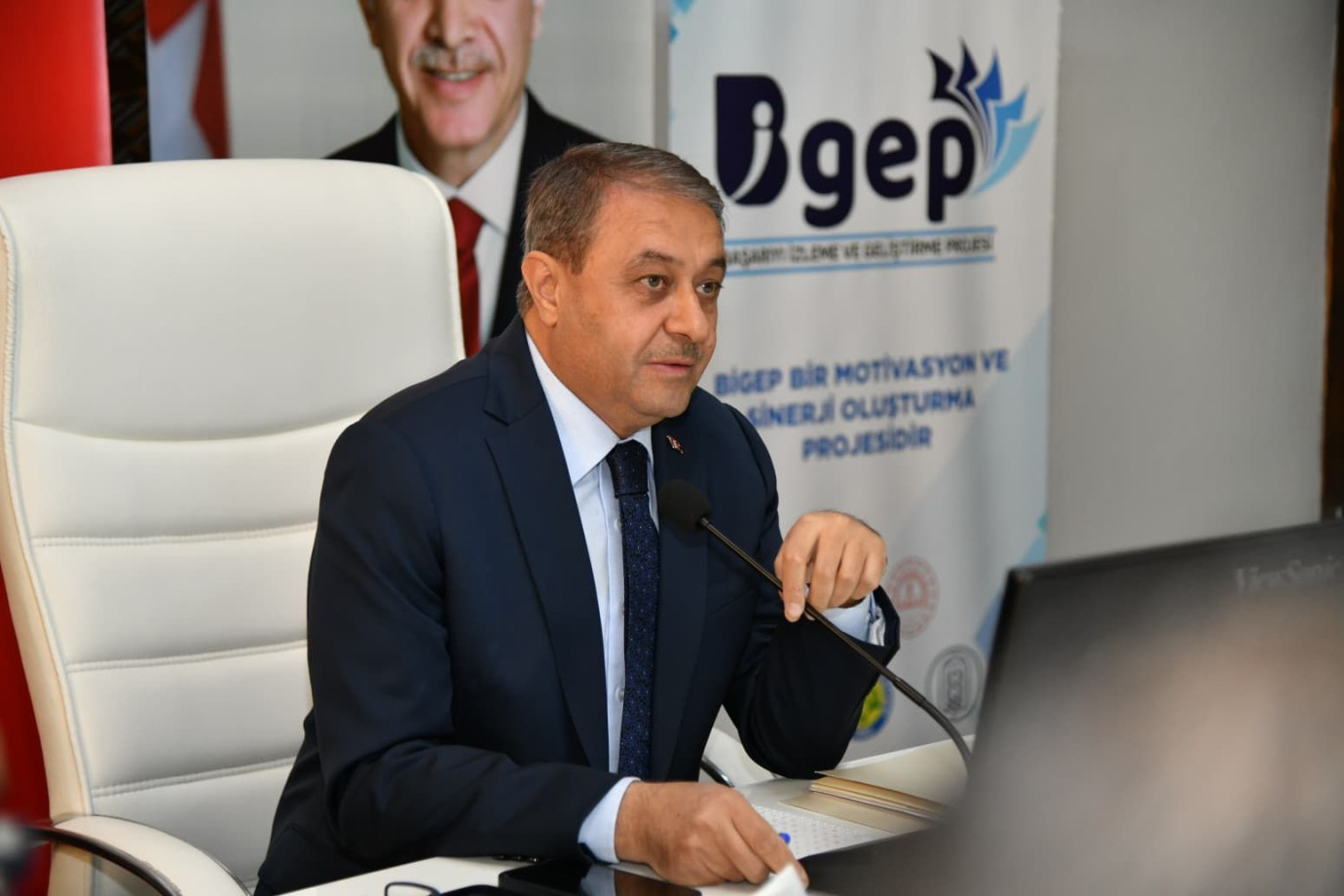 Siverek’te Eğitim Değerlendirme Toplantısı Gerçekleştirildi