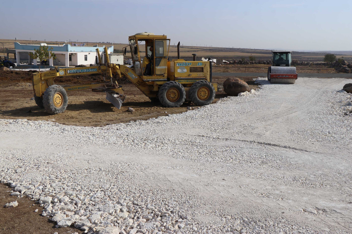 Haliliye Belediyesi, Kırsal Mahallelerde Ulaşım Konforunu Artırıyor-(VİDEO)