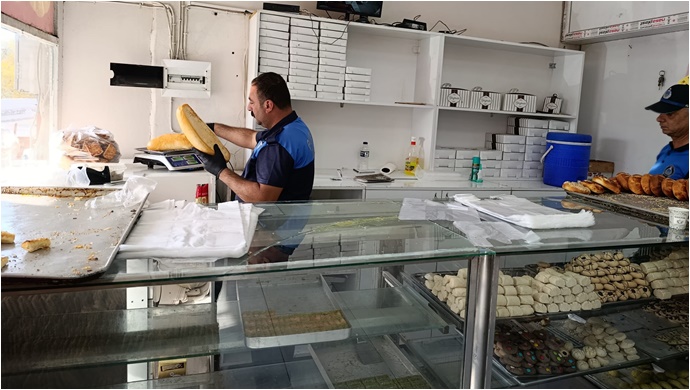 Bozova Belediyesi Zabıta Ekiplerinden Fırınlarda Gramaj ve Hijyen Denetimi