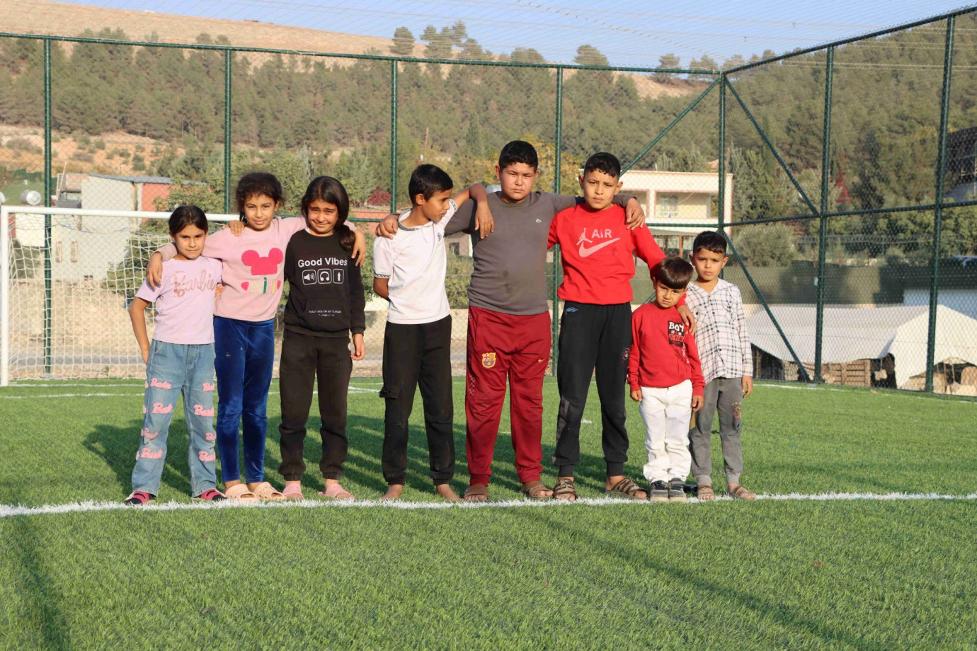 Güllübağ’da Çocuklar İçin Yeni Spor Alanı Kazandırıldı