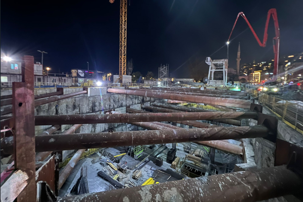 İstanbul Kabataş metro inşaatında çökme
