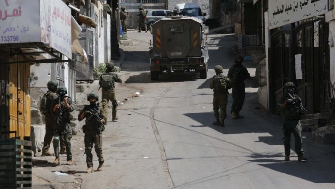 İsrail katlettiği Filistinli'nin cenazesini alıkoydu