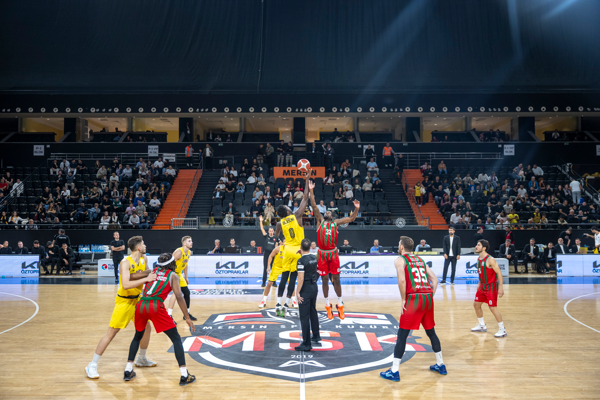 Mersin Spor Kulübü, Karşıyaka'yı mağlup etti