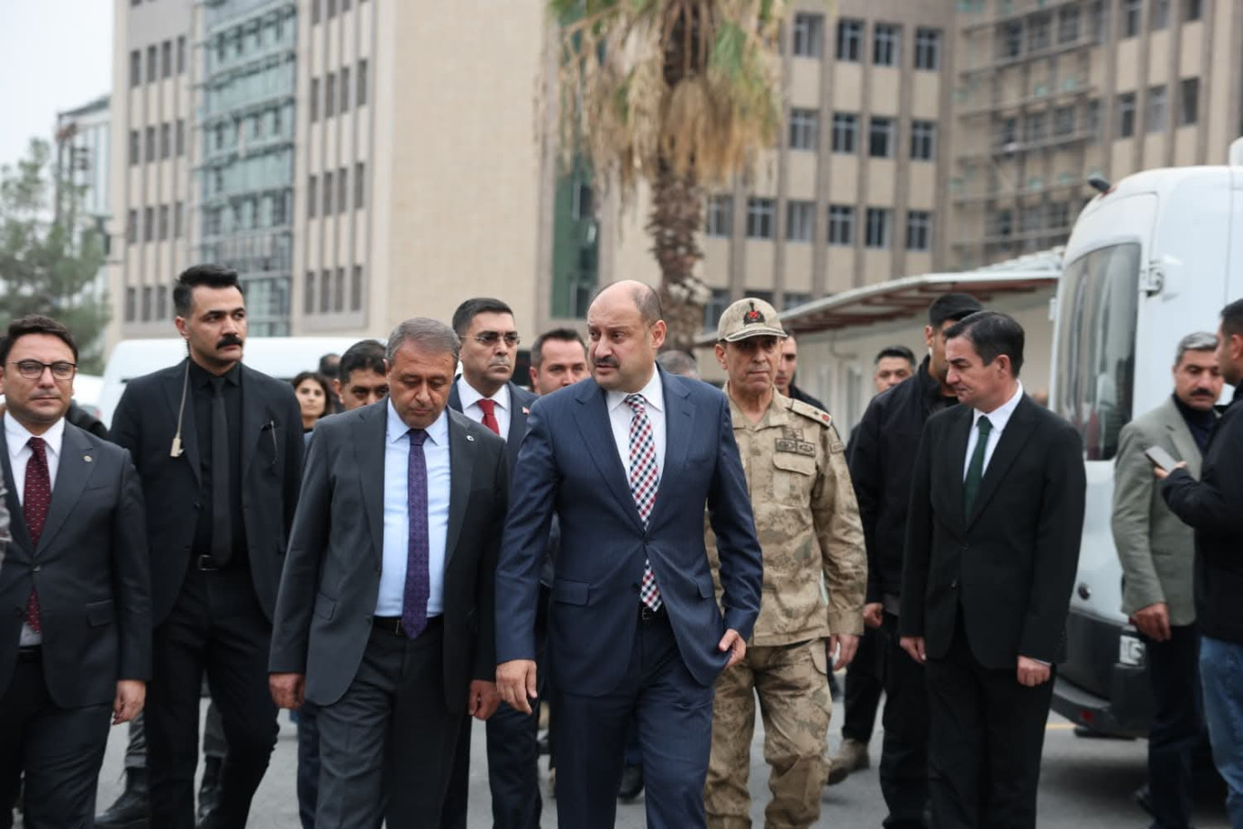 Başkan Gülpınar Ve Vali Şıldak Olay Yerinde İncelemelerde Bulundu