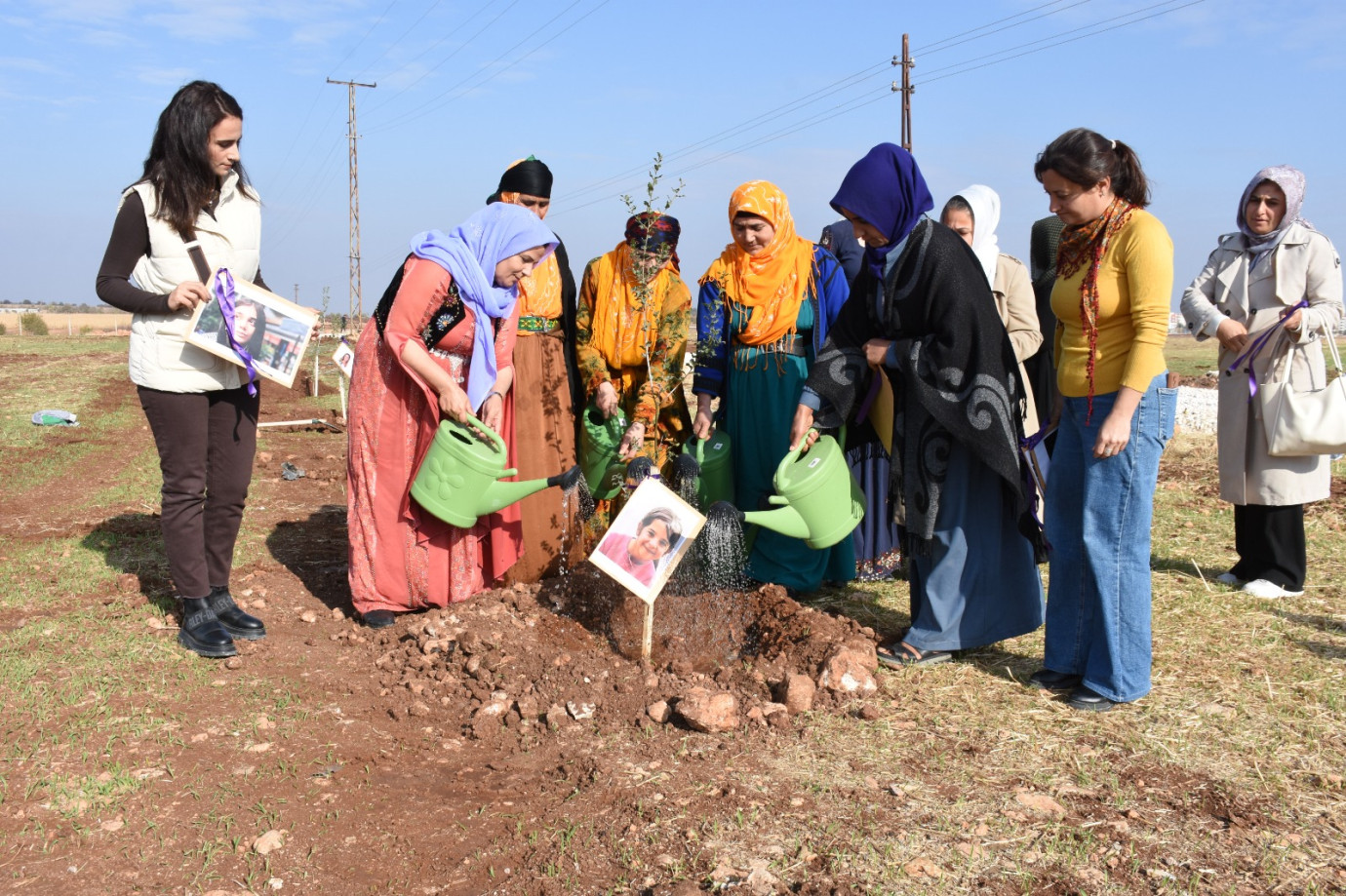 Hilvan’da 25 Kasım Kadına Yönelik Şiddete Karşı Fidan Dikim Programı Düzenlendi