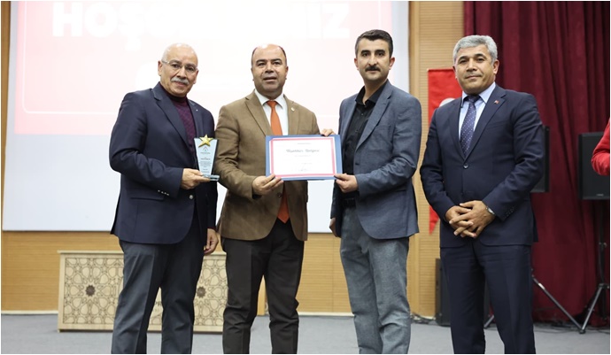 Karaköprü Belediyesinde Başarılı Personel Ödüllendirildi-(VİDEO)