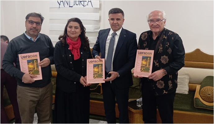 Sultanoğlu, Kitap Fuarı Konuklarıyla Sıra Gecesinde Buluştu