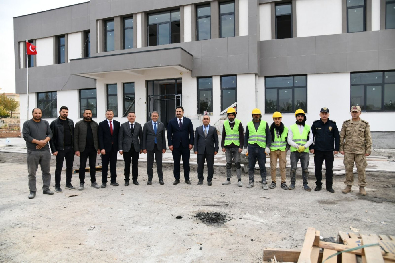 VALİ ŞILDAK’TAN VİRANŞEHİR’DE YOĞUN PROGRAM