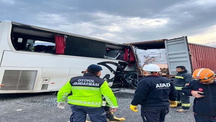Osmaniye'de kaza: Çok sayıda ölü ve yaralı var