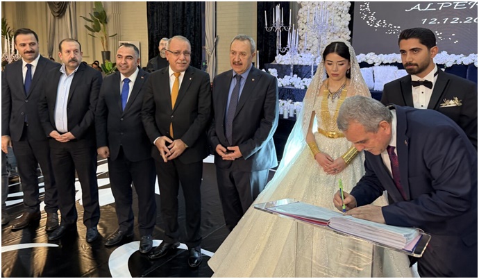 Harun Alperen Polat ile Seher Koçar Evlendi