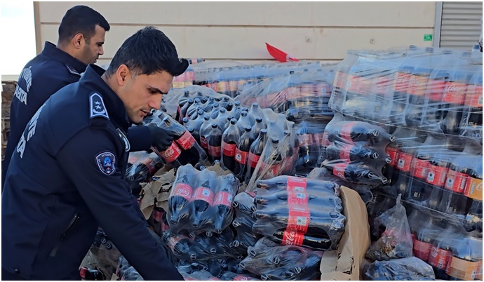 Eyyübiye Zabıtası 8000 Şişe Kola İmha Etti