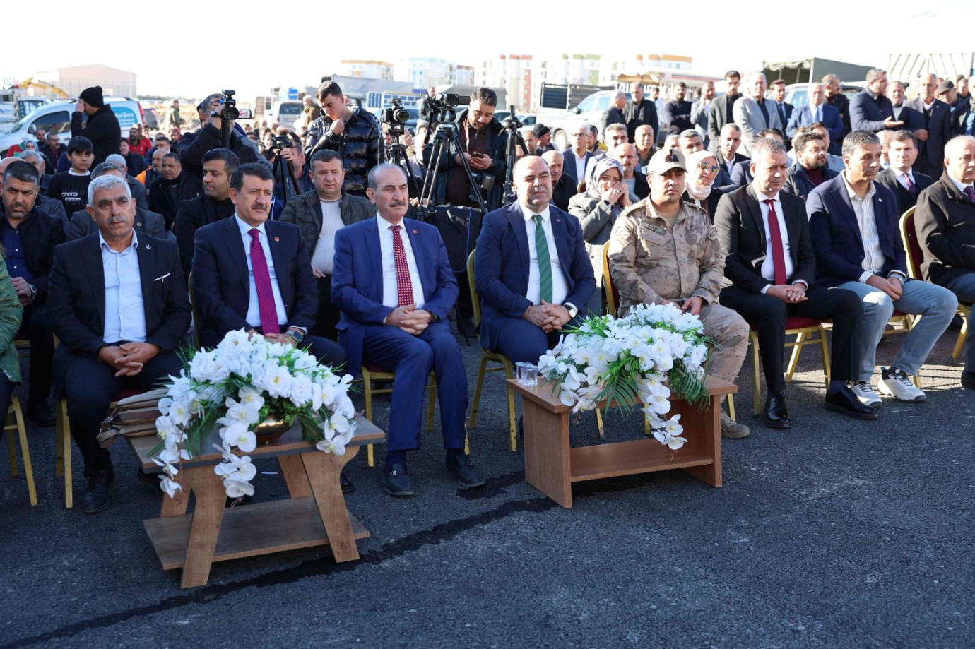 Seyrantepe 'ye modern semt pazarı ve kompleks kazandırıldı-(VİDEO)