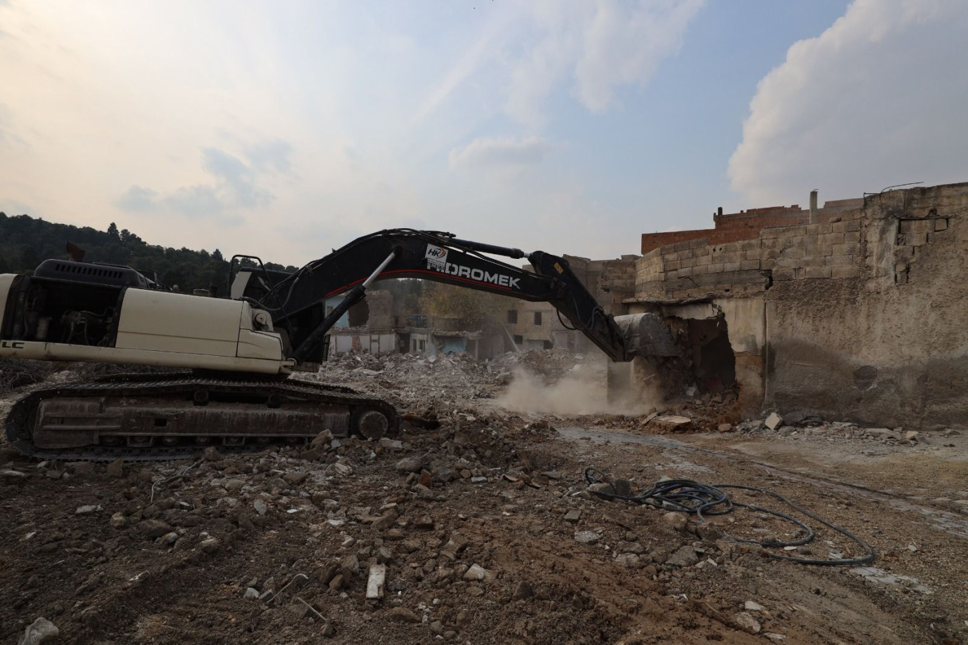 Şanlıurfa’da 2. Etap Kentsel Dönüşümde Yıkımlar Hızlandı-(VİDEO)