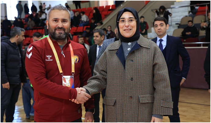 Hentbolda Şanlıurfa Rüzgârı: Güneşin Çocukları Zirvede