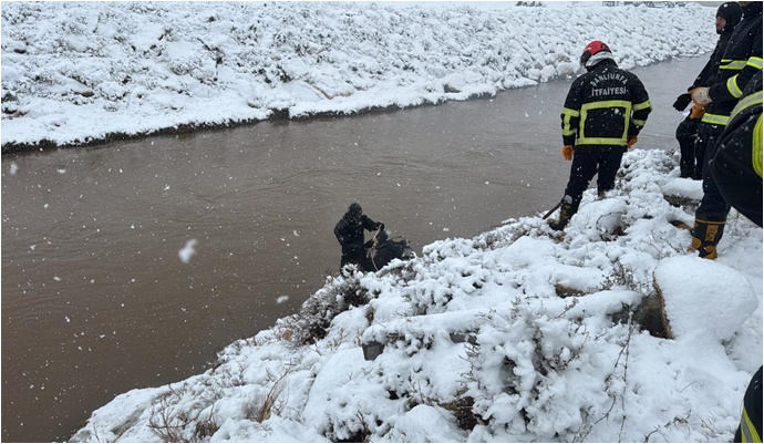 Harran Buğdaytepe’de Araç Kanala Düştü: 4 Kişi Aranıyor