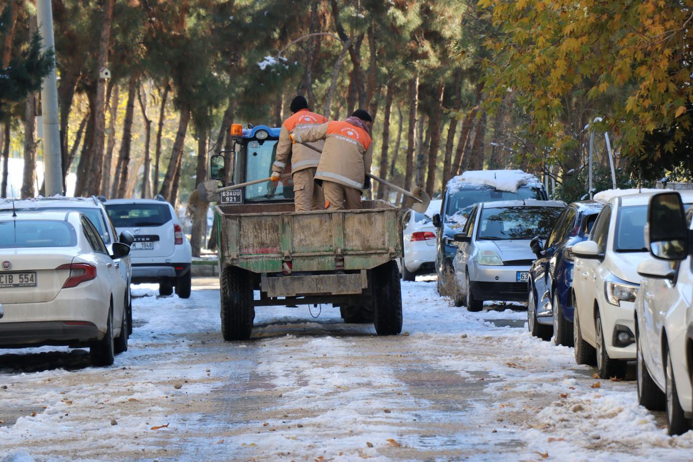Haliliye’de Kar Mesaisi Kesintisiz Sürüyor-(VİDEO)