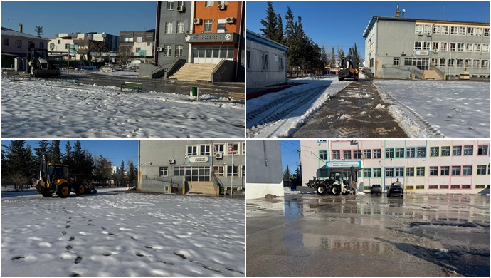 Viranşehir’de Okul Bahçeleri Kardan Temizlendi