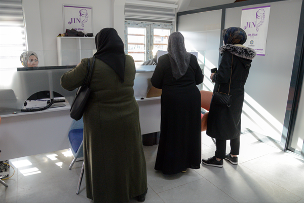 Diyarbakır'da 8 bin kadına JINKART dağıtıldı