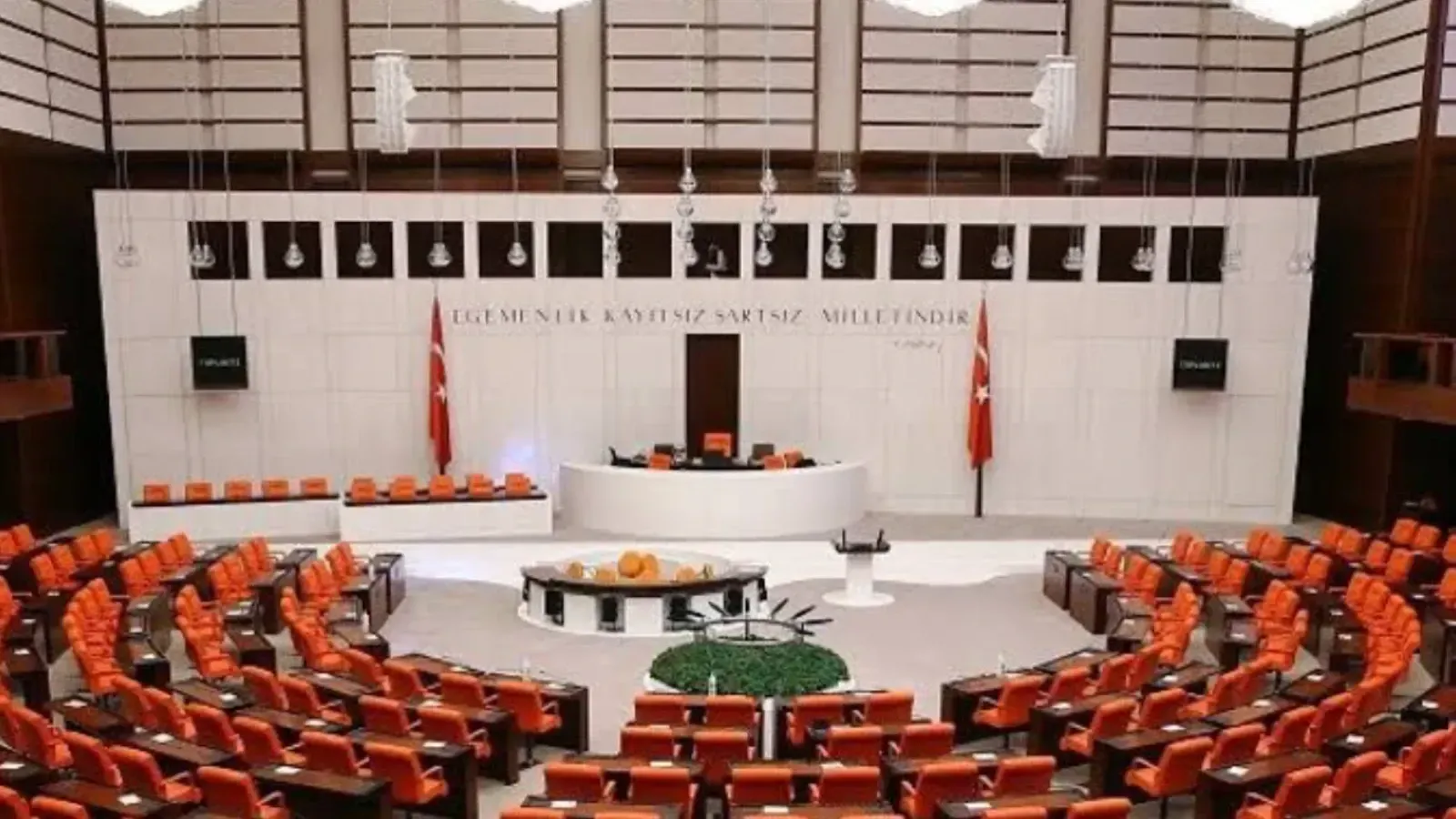 TBMM’de trafik cezalarını artıran teklifin ilk 23 maddesi kabul edildi