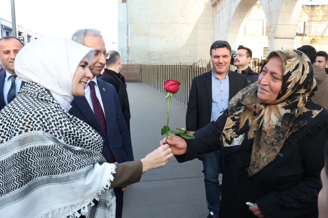 Bakan Göktaş’tan Şanlıurfa’da teşkilat ziyareti