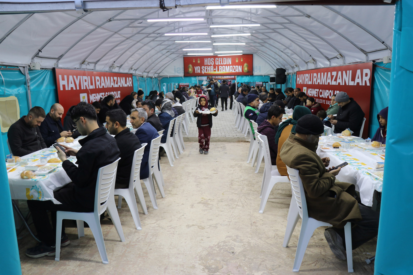 Haliliye’de ‘Ramazan’ Dolu Dolu Yaşanıyor