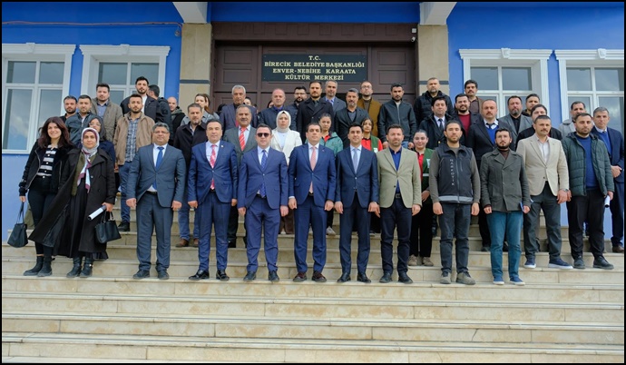 Birecik’te Bağımlılık ve Bilişim Dolandırıcılığı Toplantısı Yapıldı