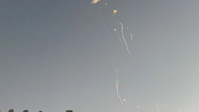 İran, BAE ve Ürdün’deki ABD radarlarını vurdu