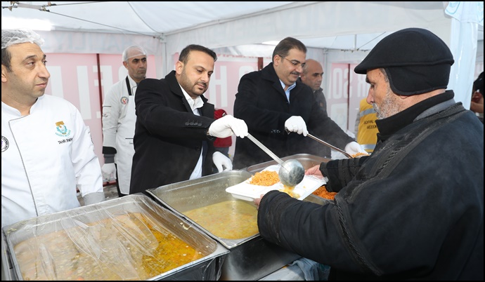 Başkan Canpolat Ve Bağmancı, İftar Sofrasında Vatandaşlarla Buluştu-(VİDEO)