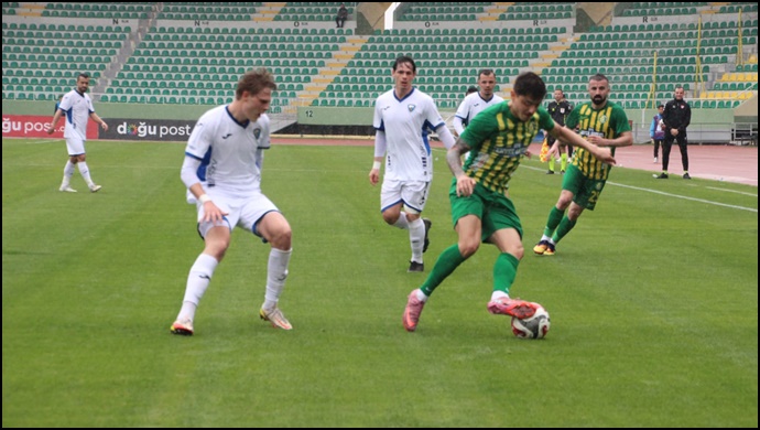 Şanlıurfaspor ile Karacabey Belediyespor berabere kaldı