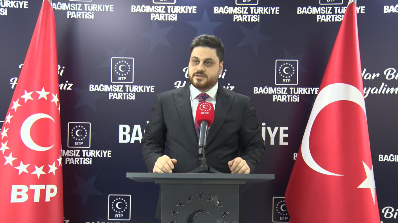 “Ya mahkumiyet, ya milli duruş!”