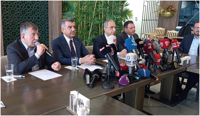 Şanlıurfa Heyeti Suriye’de Rakka ve Halep’e resmi temaslar gerçekleştirdi