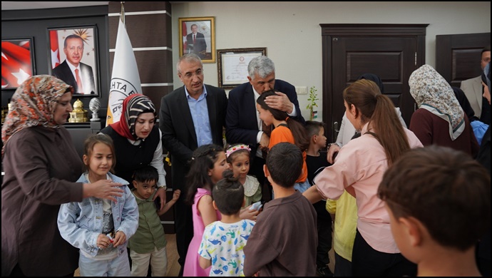 Başkan Hallaç Vatandaşlarla Bayramda Bir Araya Geldi