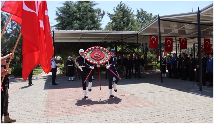 ŞANLIURFA’YA “ŞANLI” ÜNVANININ VERİLİŞİNİN 42. YIL DÖNÜMÜ KUTLANDI